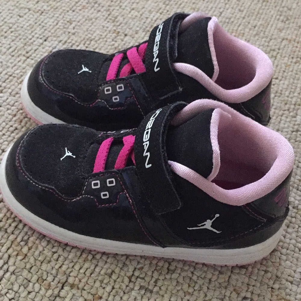 Black And Pink Nike Jordan Shoes